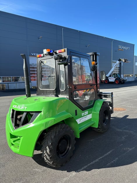 Noblelift Diesel terrenggående gaffeltruck 2,5-3,5 4WD 